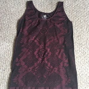 Looks like lace tank top
